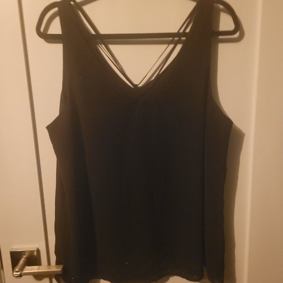 Bundle of 8 clothing item (Size Large) - Picture 5 of 10